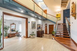 thumbnail: Interior detail