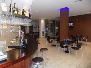 thumbnail: Bar (on property)