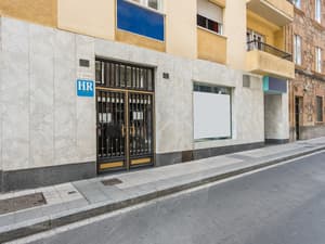 thumbnail: Exterior