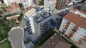 thumbnail: Exterior detail