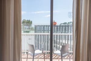 thumbnail: Balcony view