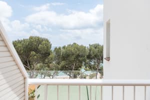 thumbnail: Balcony