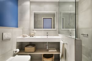 thumbnail: Bathroom