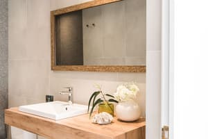 thumbnail: Bathroom sink