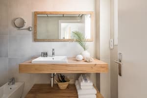 thumbnail: Bathroom sink