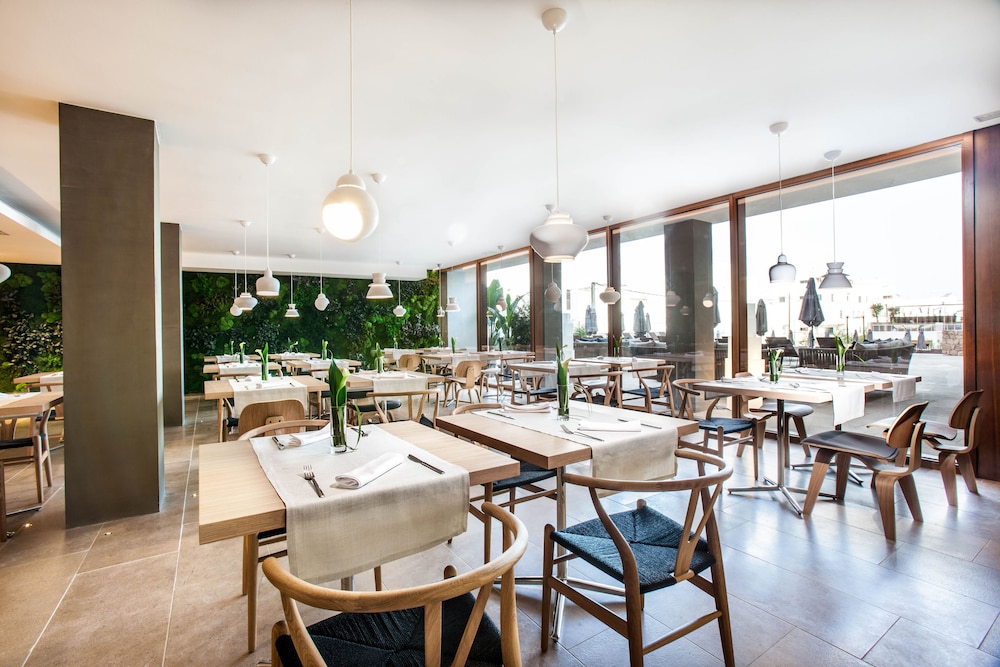 Restaurant-cafeteria