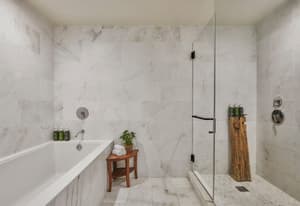 thumbnail: Deep soaking bathtub