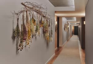 thumbnail: Hallway