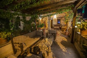 thumbnail: Courtyard