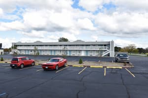thumbnail: Parking