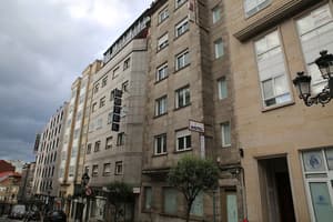 thumbnail: Front of property