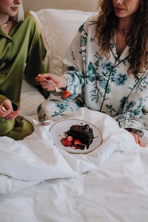 thumbnail: In-room dining