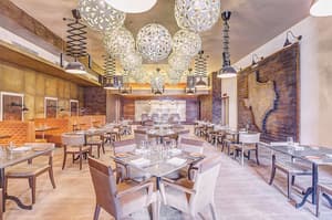 thumbnail: Restaurant