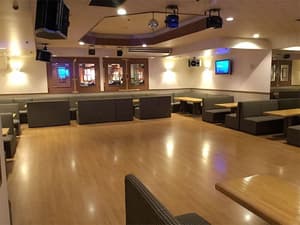 thumbnail: Bar (on property)