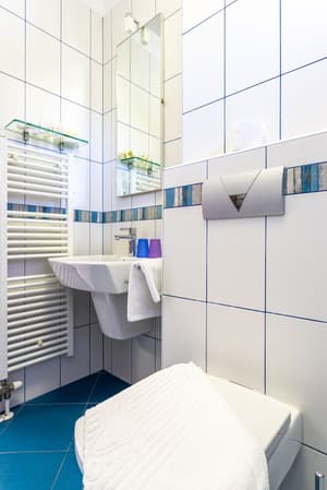 thumbnail: Bathroom