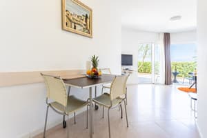 thumbnail: Living area