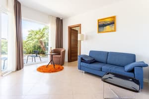 thumbnail: Living area