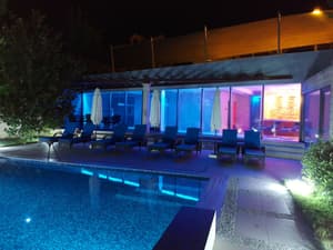 thumbnail: Exterior