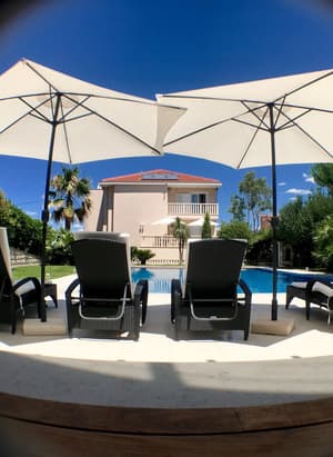 thumbnail: Sundeck