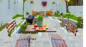 thumbnail: Breakfast area