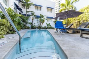 thumbnail: Pool