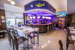 thumbnail: Bar (on property)