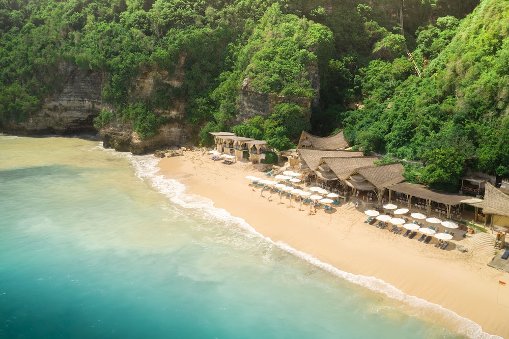 Beach bar