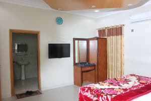 thumbnail: Room