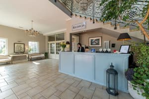 thumbnail: Reception