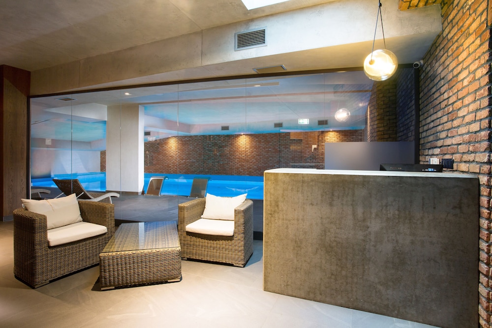 Spa reception