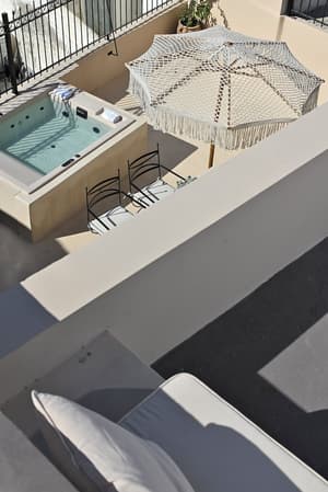 thumbnail: Private spa tub