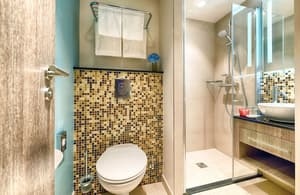 thumbnail: Bathroom