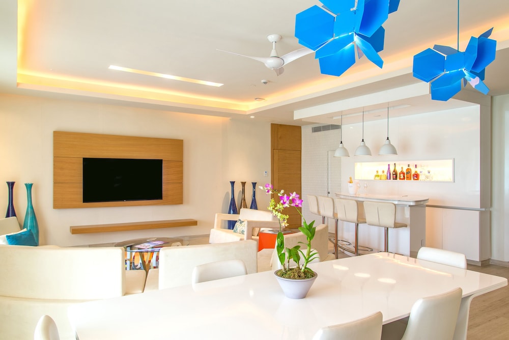 Minibar