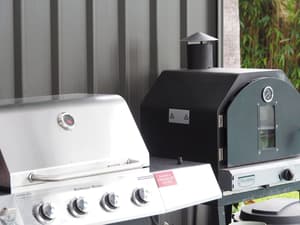 thumbnail: BBQ/picnic area