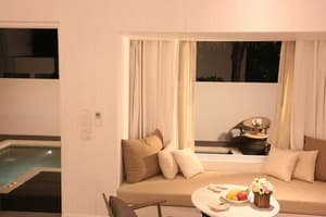 thumbnail: Room amenity