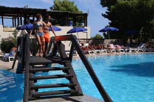 thumbnail: Pool