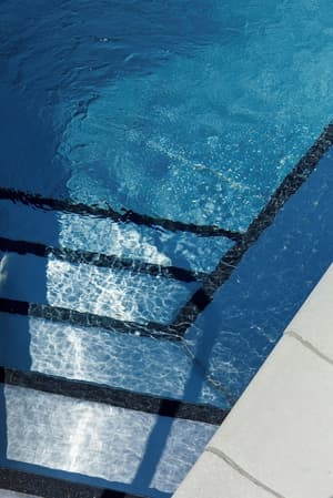 thumbnail: Rooftop pool