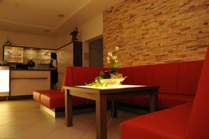 thumbnail: Reception