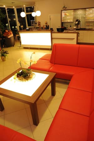thumbnail: Reception