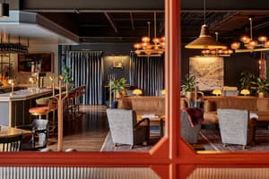thumbnail: Restaurant