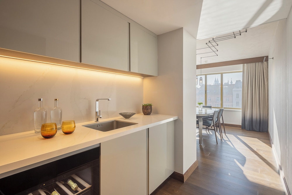 Private kitchenette