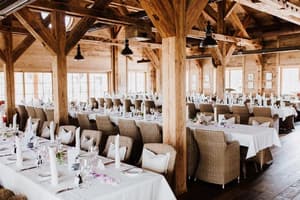 thumbnail: Banquet hall