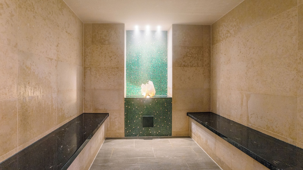 Steam room