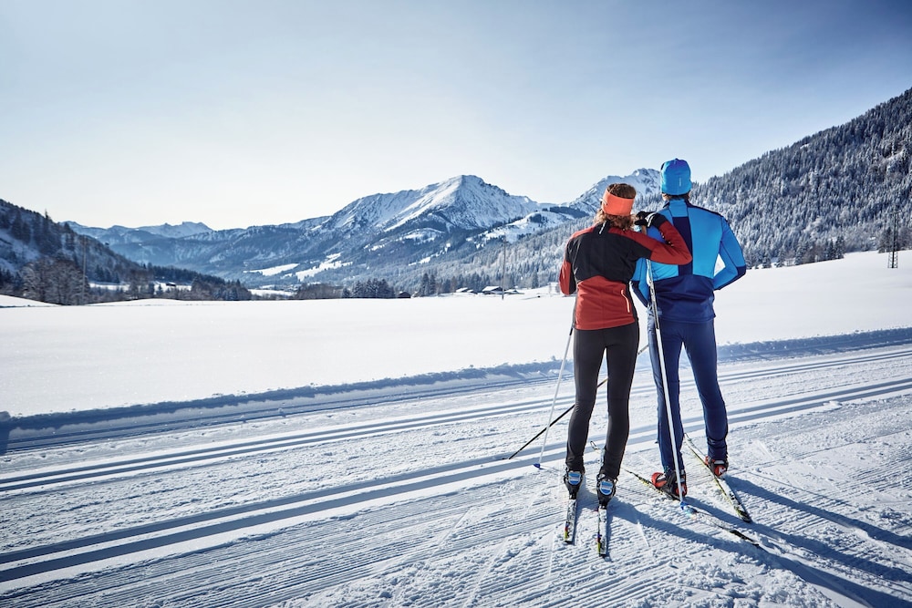Snow and ski sports