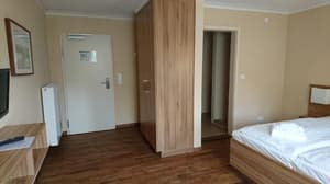thumbnail: Room amenity
