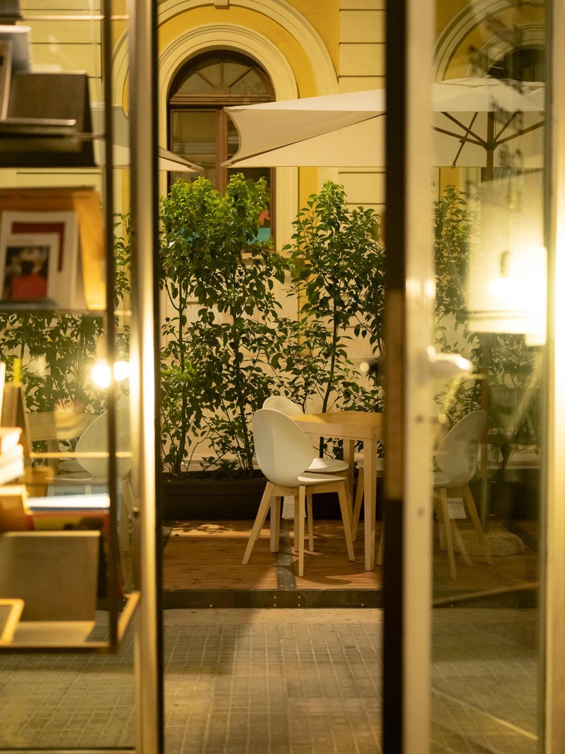 Restaurant-cafeteria