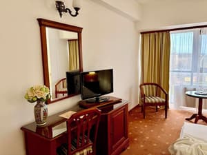 thumbnail: Interior