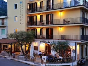 thumbnail: Terrace/patio