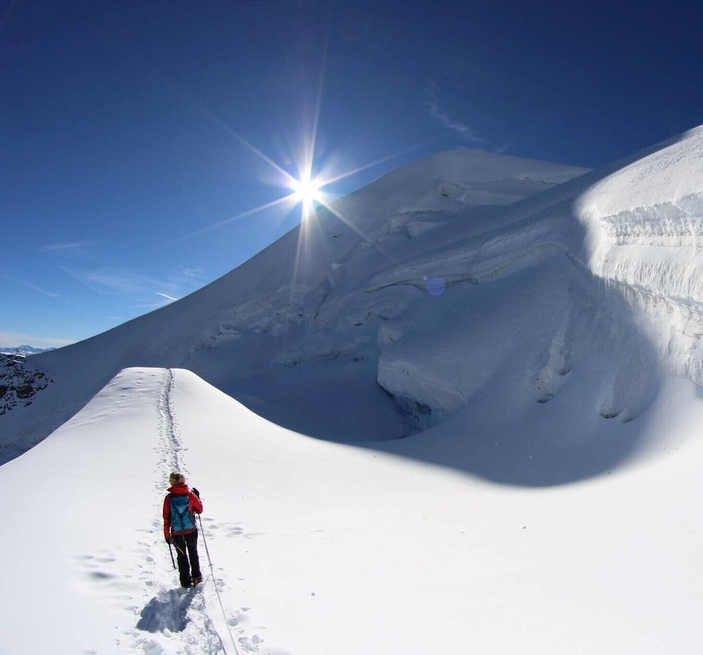 Snow and ski sports