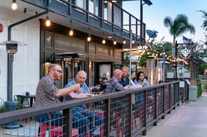 thumbnail: Bar (on property)